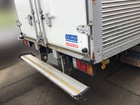 いすゞエルフアルミバン小型（2t・3t）[写真07]