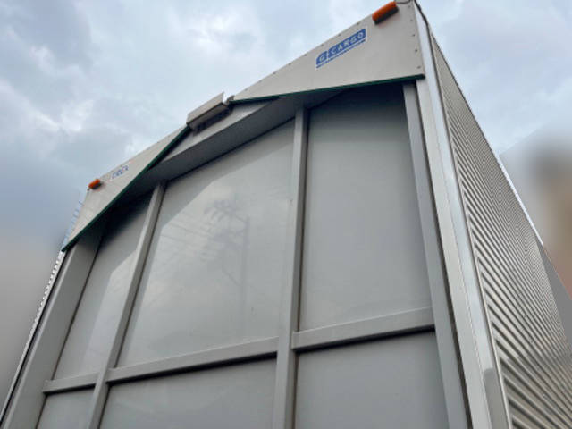 いすゞギガアルミウイング大型（10t）[写真17]