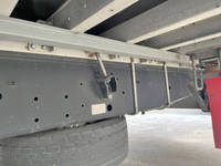 いすゞギガアルミウイング大型（10t）[写真27]