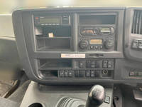 いすゞギガアルミウイング大型（10t）[写真36]