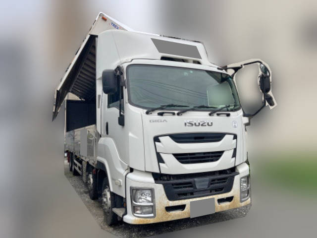 いすゞギガアルミウイング大型（10t）[写真06]