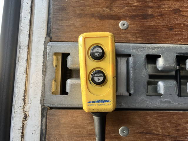 いすゞエルフアルミバン小型（2t・3t）[写真11]