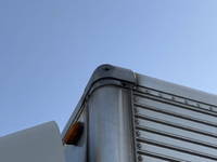 いすゞエルフアルミバン小型（2t・3t）[写真05]