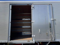 三菱ふそうファイターアルミバン中型（4t）[写真14]