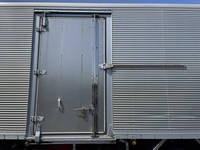 三菱ふそうファイターアルミバン中型（4t）[写真15]