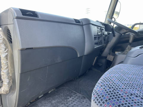 三菱ふそうファイターアルミバン中型（4t）[写真30]