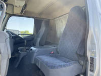 三菱ふそうファイターアルミバン中型（4t）[写真31]