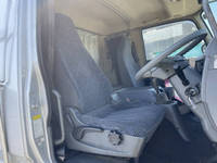 三菱ふそうファイターアルミバン中型（4t）[写真32]