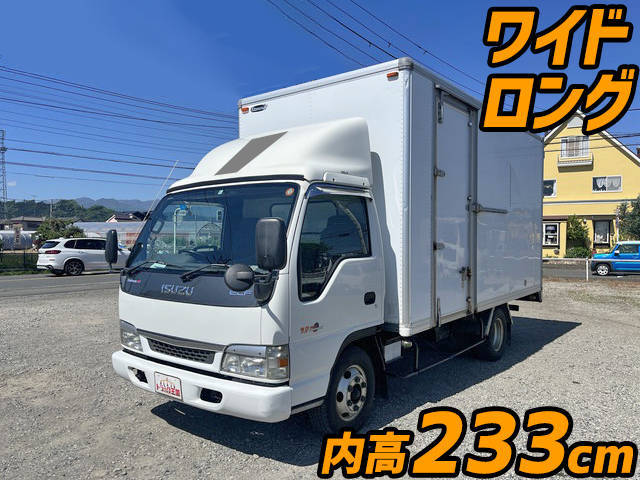 いすゞエルフパネルバン小型（2t・3t）[写真01]