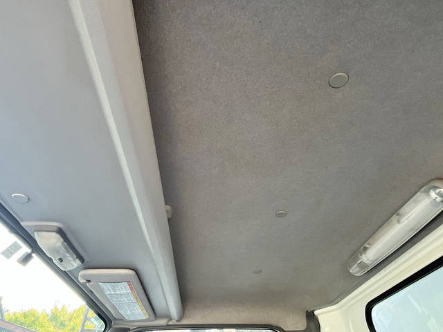 いすゞエルフパネルバン小型（2t・3t）[写真34]