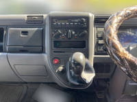 三菱ふそうキャンター平ボディ小型（2t・3t）[写真28]