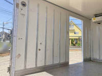 いすゞエルフ冷凍車（冷蔵車）小型（2t・3t）[写真14]