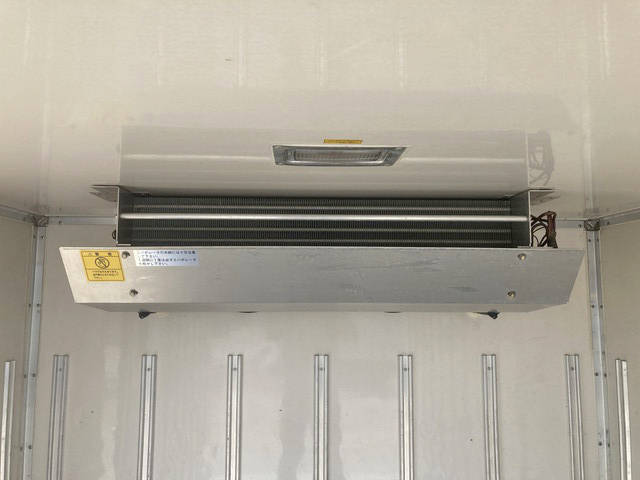 いすゞエルフ冷凍車（冷蔵車）小型（2t・3t）[写真18]