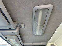 いすゞエルフ冷凍車（冷蔵車）小型（2t・3t）[写真33]