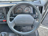 いすゞエルフ冷凍車（冷蔵車）小型（2t・3t）[写真36]