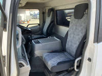 UDトラックスコンドル冷凍車（冷蔵車）増トン（6t・8t）[写真31]