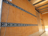 いすゞエルフアルミバン小型（2t・3t）[写真14]