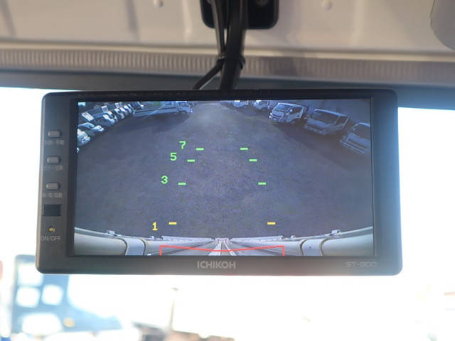 いすゞエルフアルミバン小型（2t・3t）[写真20]