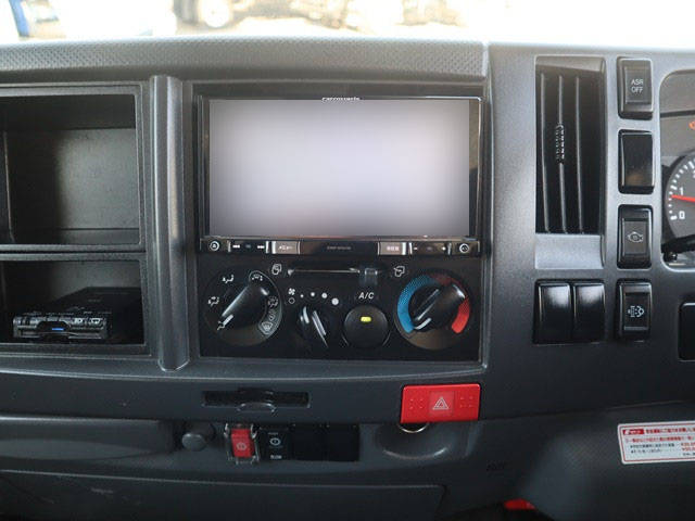 いすゞエルフアルミバン小型（2t・3t）[写真36]