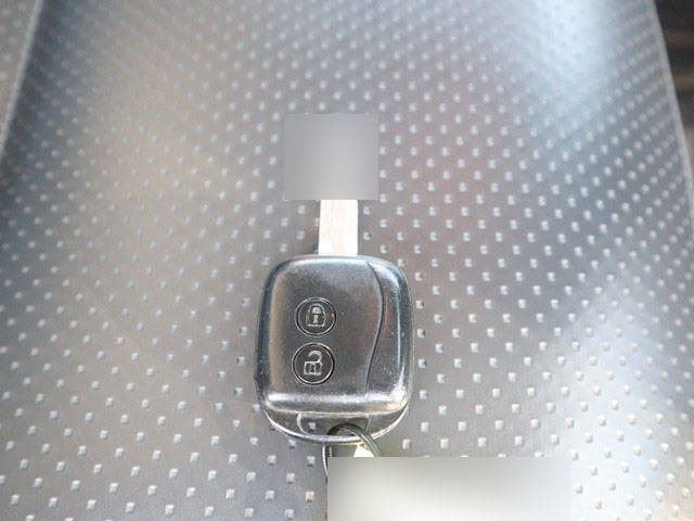 いすゞエルフアルミバン小型（2t・3t）[写真39]