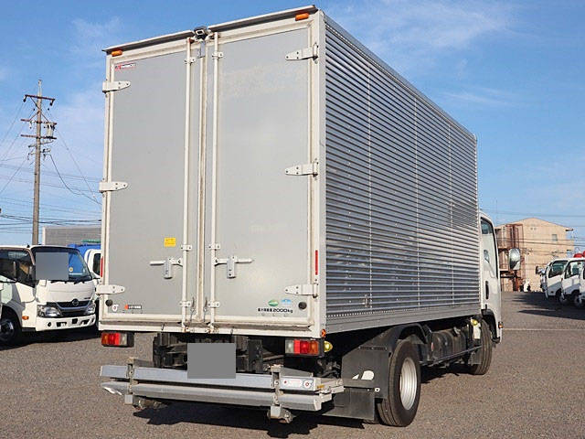 いすゞエルフアルミバン小型（2t・3t）[写真04]