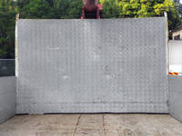 UDトラックスコンドルクレーン4段中型（4t）[写真30]