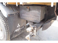 三菱ふそうキャンタークレーン3段小型（2t・3t）[写真26]