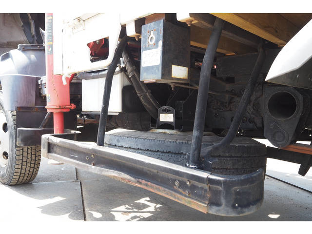 三菱ふそうキャンタークレーン3段小型（2t・3t）[写真27]