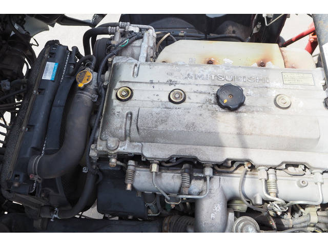 三菱ふそうキャンタークレーン3段小型（2t・3t）[写真32]