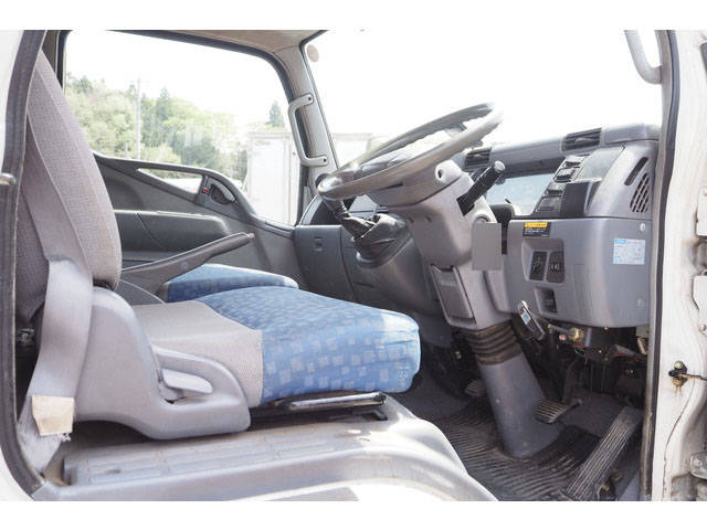 三菱ふそうキャンタークレーン3段小型（2t・3t）[写真36]