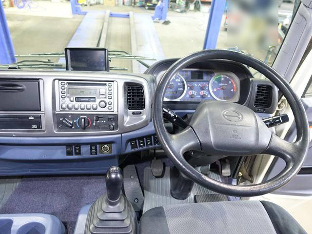 日野レンジャーアルミバン中型（4t）[写真34]