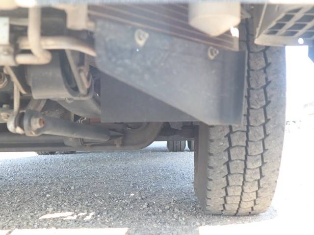 三菱ふそうキャンターアルミバン小型（2t・3t）[写真28]