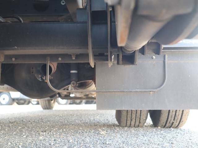 三菱ふそうキャンターアルミバン小型（2t・3t）[写真31]