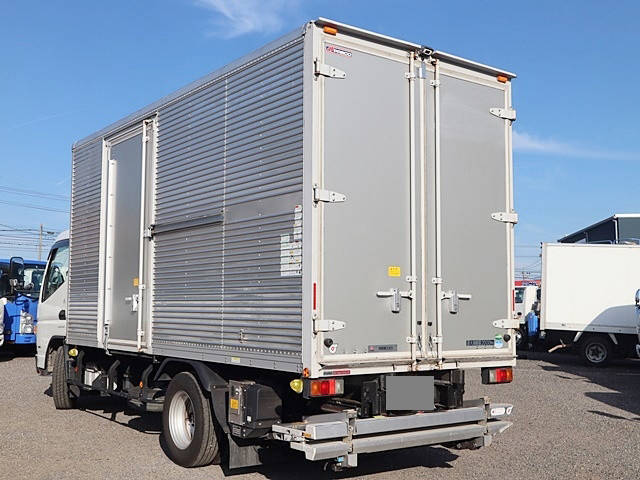 三菱ふそうキャンターアルミバン小型（2t・3t）[写真07]