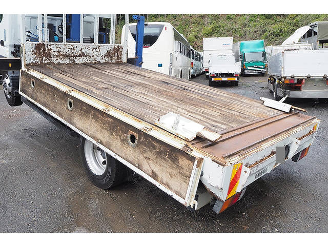 三菱ふそうキャンターセルフクレーン4段小型（2t・3t）[写真13]