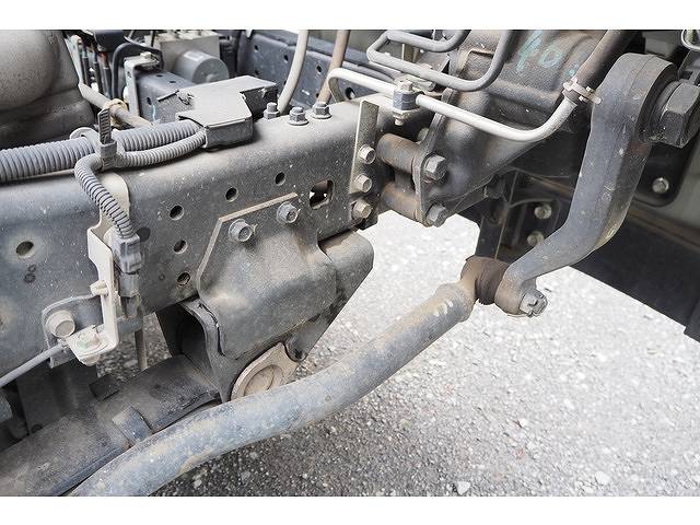 三菱ふそうキャンターセルフクレーン4段小型（2t・3t）[写真23]