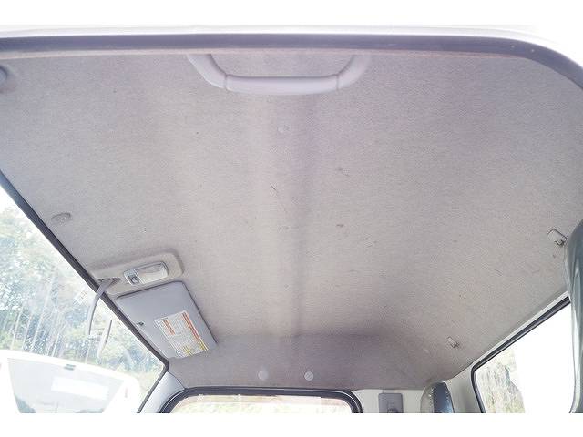 三菱ふそうキャンターセルフクレーン4段小型（2t・3t）[写真36]