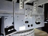 いすゞフォワードアルミバン中型（4t）[写真15]