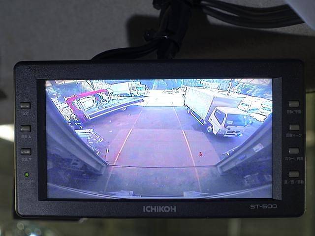 いすゞフォワードアルミバン中型（4t）[写真32]