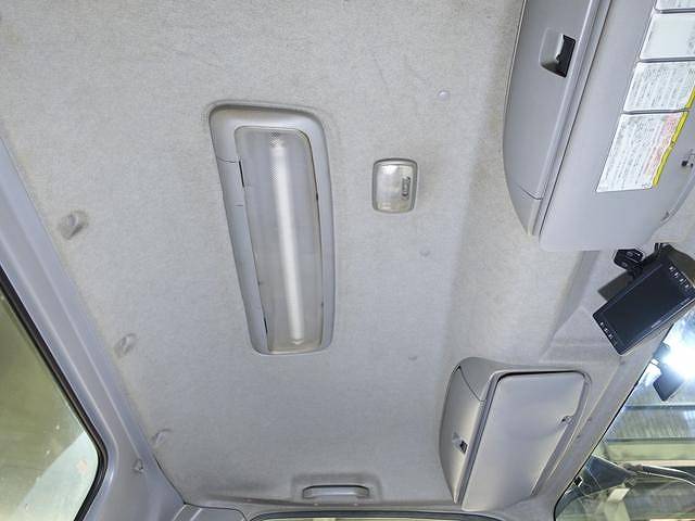 いすゞフォワードアルミバン中型（4t）[写真33]