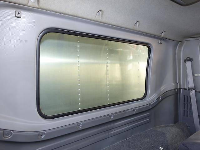 いすゞフォワードアルミバン中型（4t）[写真34]