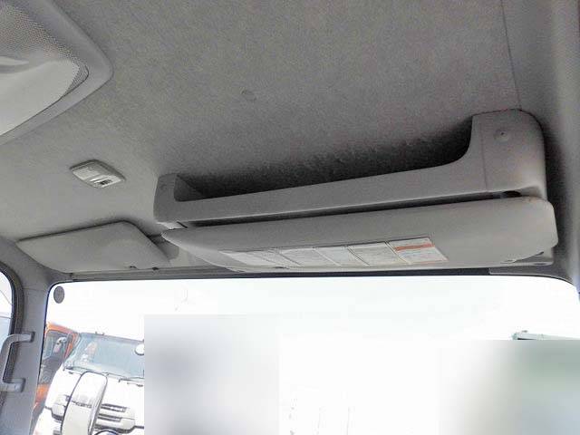 いすゞエルフアルミバン小型（2t・3t）[写真17]