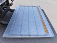 いすゞエルフアルミバン小型（2t・3t）[写真07]