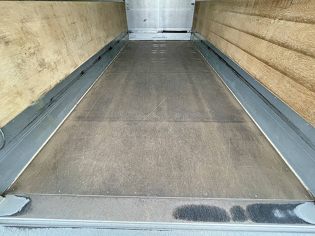 トヨタダイナアルミバン小型（2t・3t）[写真10]