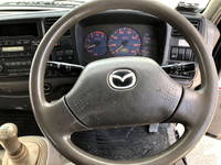 マツダタイタンクレーン4段小型（2t・3t）[写真31]