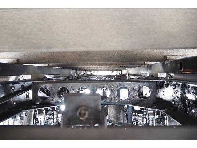 日産アトラスアルミブロック小型（2t・3t）[写真21]