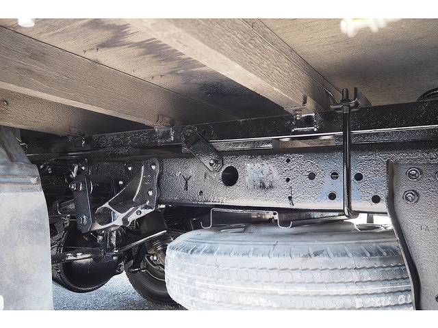 日産アトラスアルミブロック小型（2t・3t）[写真22]