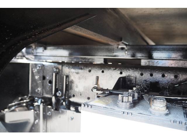 日産アトラスアルミブロック小型（2t・3t）[写真24]