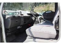 日産アトラスアルミブロック小型（2t・3t）[写真33]