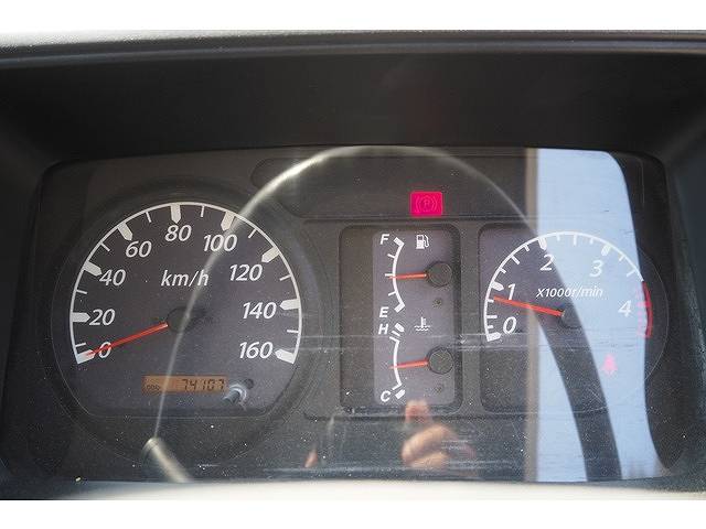 日産アトラスアルミブロック小型（2t・3t）[写真39]